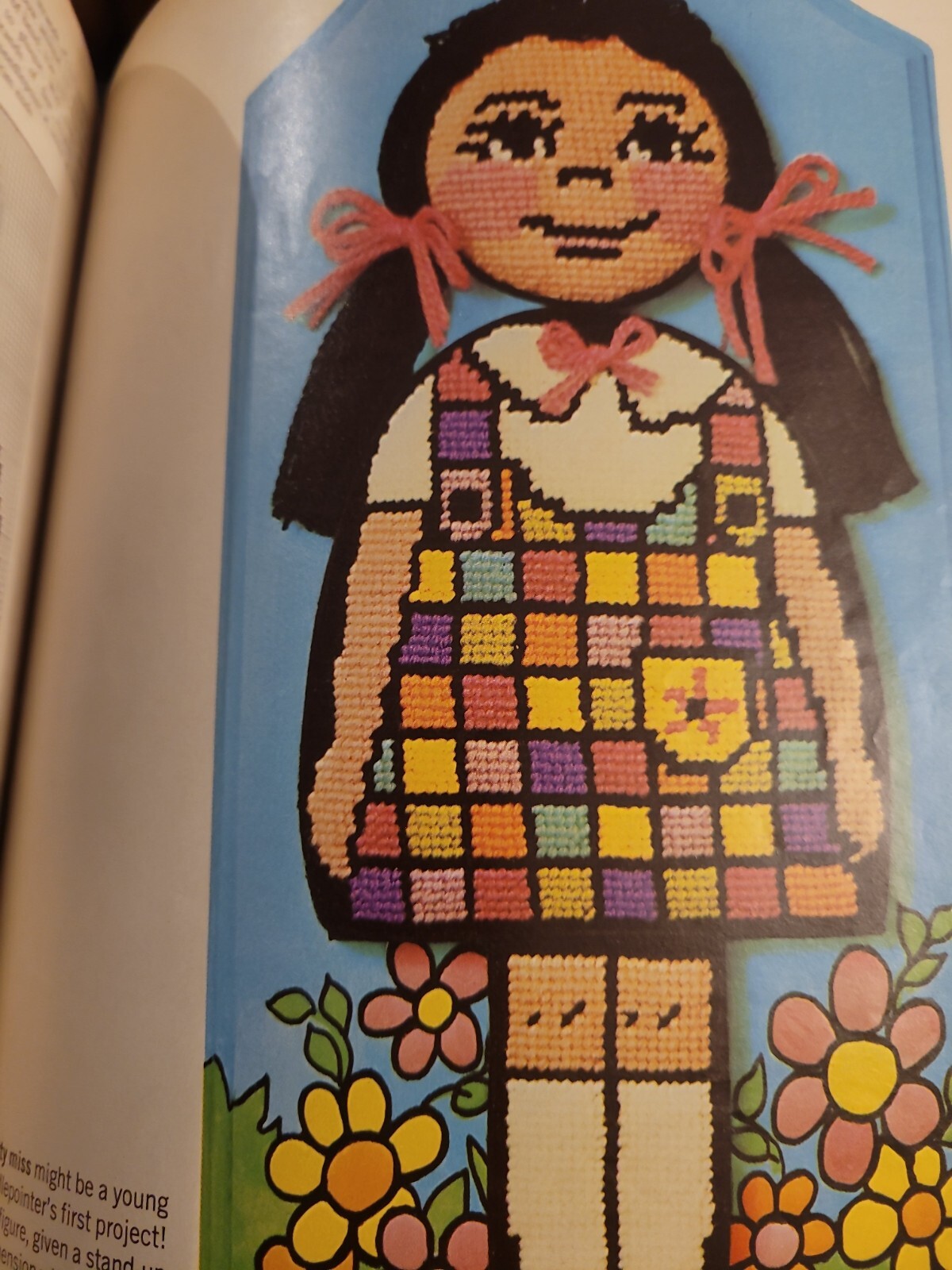 VINTAGE 1974 MCCALL'S NEEDWORK & CRAFTS NEEDLEPOINT VOLUME 3 B2