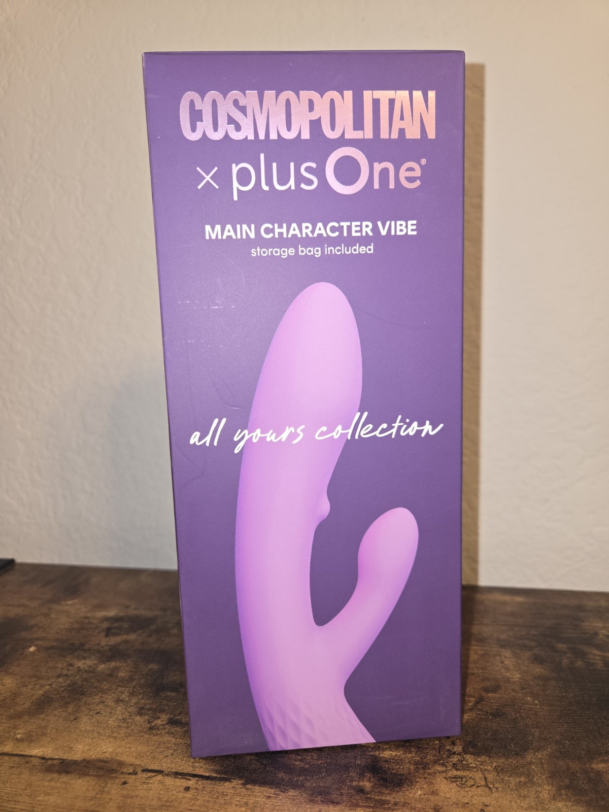 NEW IN BOX, SEALED COSMOPOLITAN X PLUS ONE MAIN CHARACTER VIBRATING TOY W/ BAG