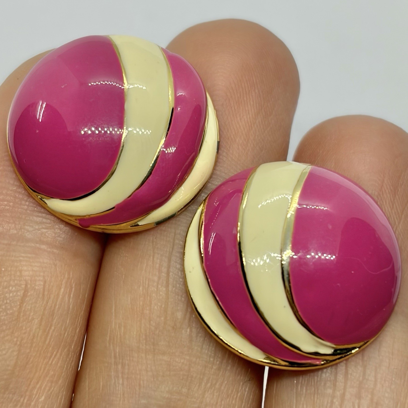 Vtg Retro Pink Cream Enamel Stripe Dome Button Earrings Post Round