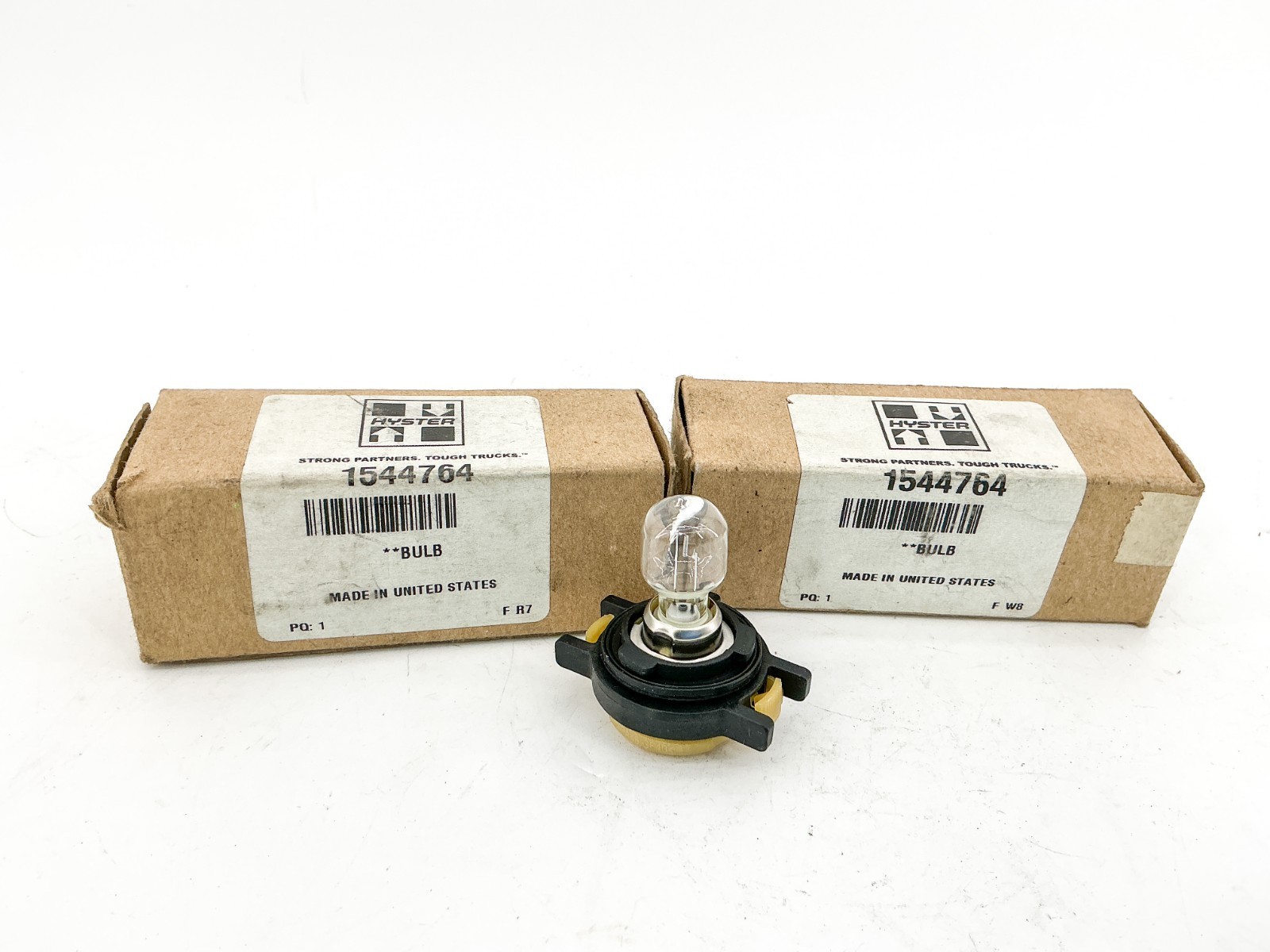 New Lot of 2 Hyster 1544764 Bulb