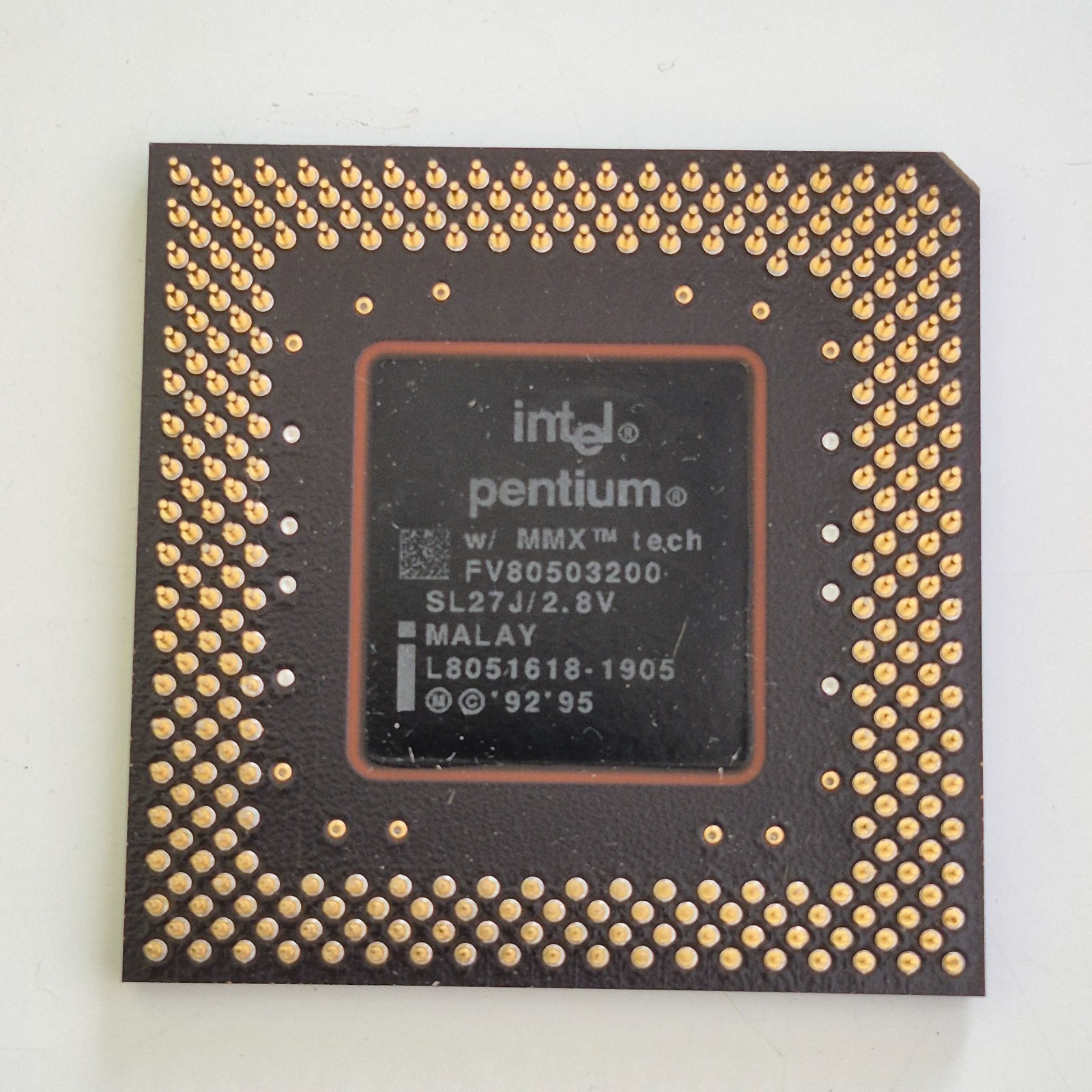 ✅ Intel Pentium MMX ⭐ Processor / CPU ⭐ Model A80503200 200MHZ 2.8V Socket 7 ⚡️
