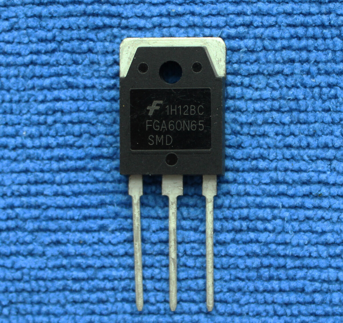 5pcs FGA60N65SMD FGA60N65 SMD IGBT Transistors 650V, 60A Field Stop IGBT TO-3P