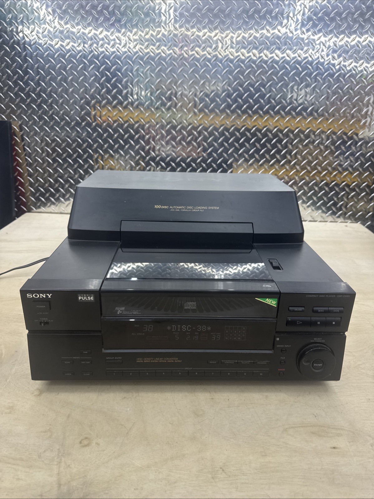 SONY MODEL CDP-CX151 CD PLAYER 100 DISC, Nice!