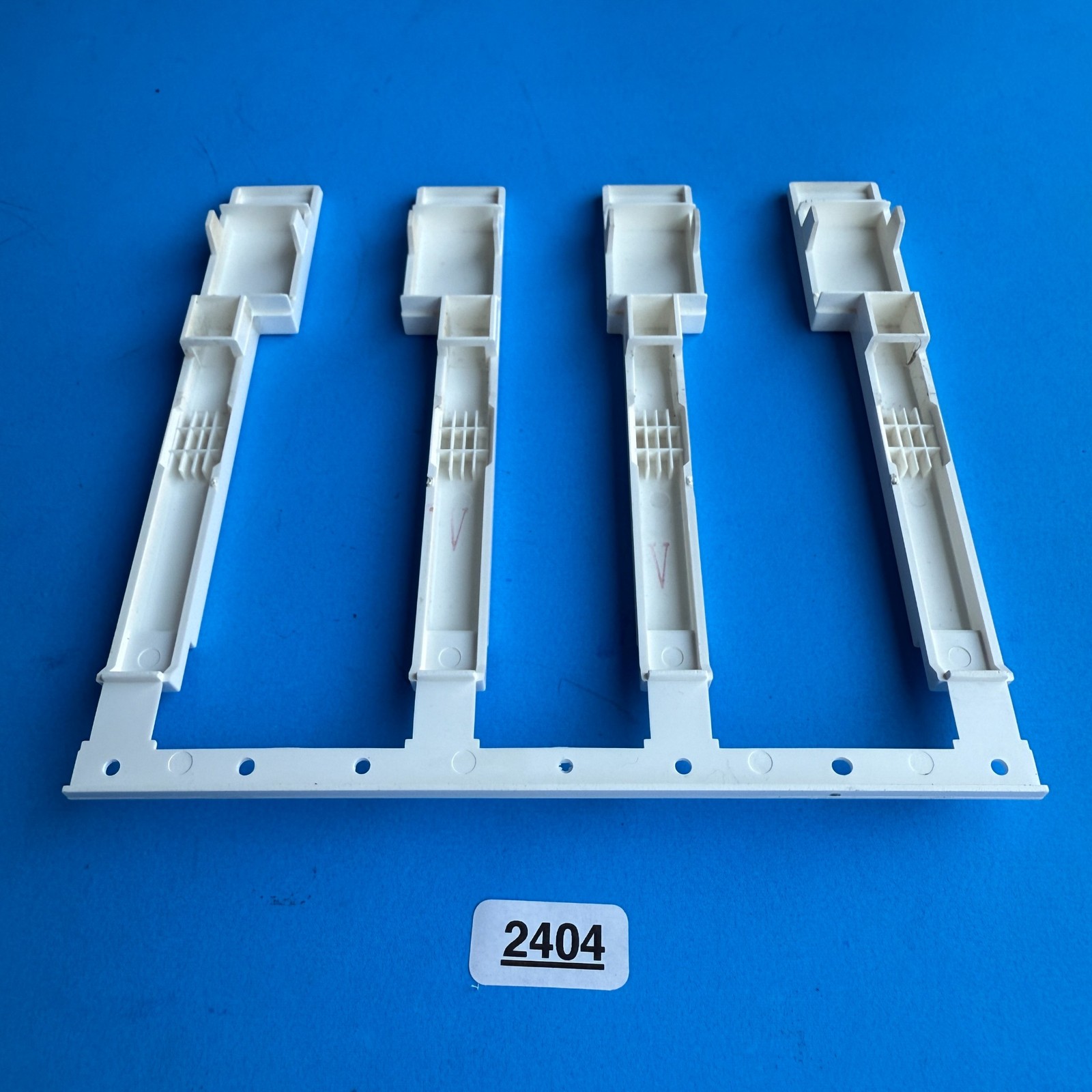 M-AUDIO O2 MIDI Controller Keyboard Used Part: White Keys [C-E-G-B] 4 Key Set
