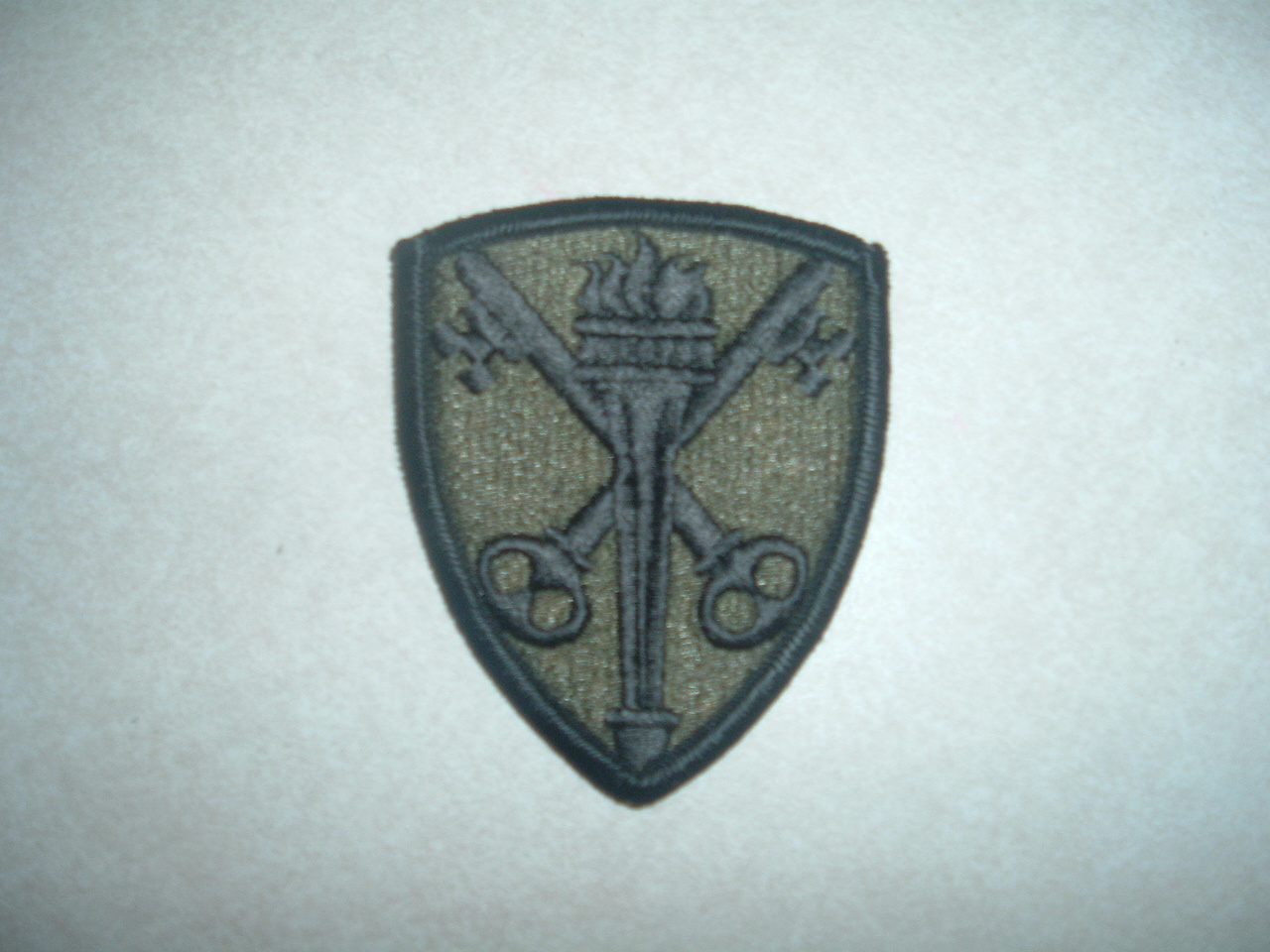 MILITARY PATCH US ARMY FOREIGN INTELLIGENCE COMMAND SUBDUED NEW OLD STOCK