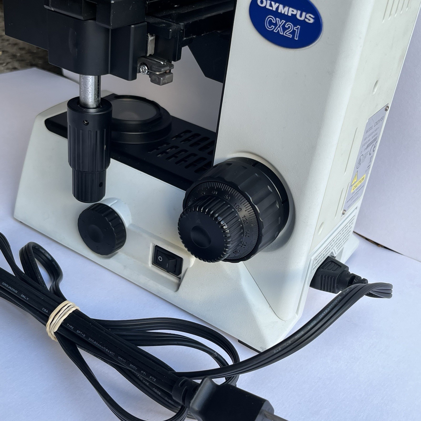 OLYMPUS CX21 CX21FS1 Binocular Microscope Plan x4 x10 x40 x100 Objectives
