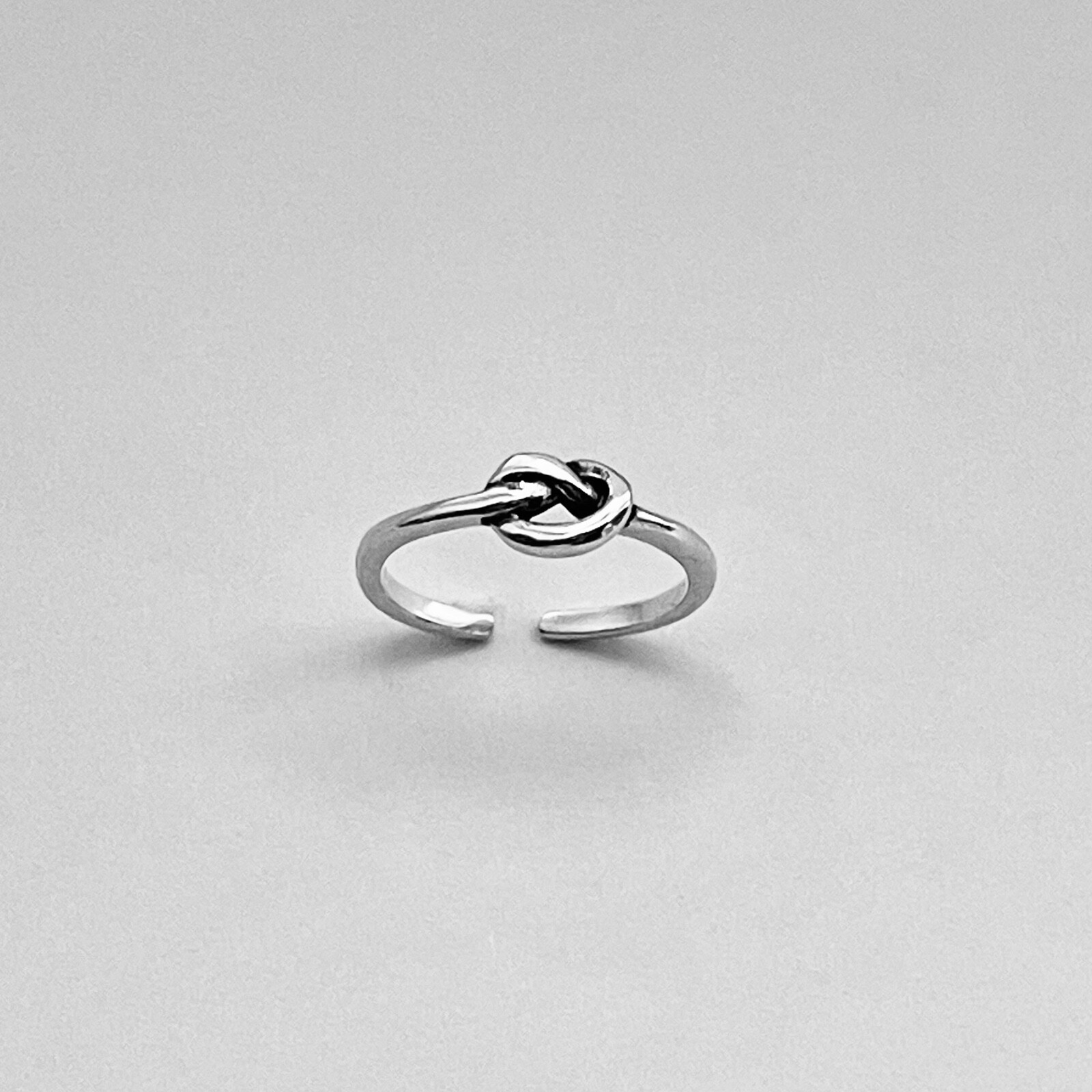 Sterling Silver Tiny Love Knot Toe Ring, Silver Rings, Love Ring, Pretzel Knots