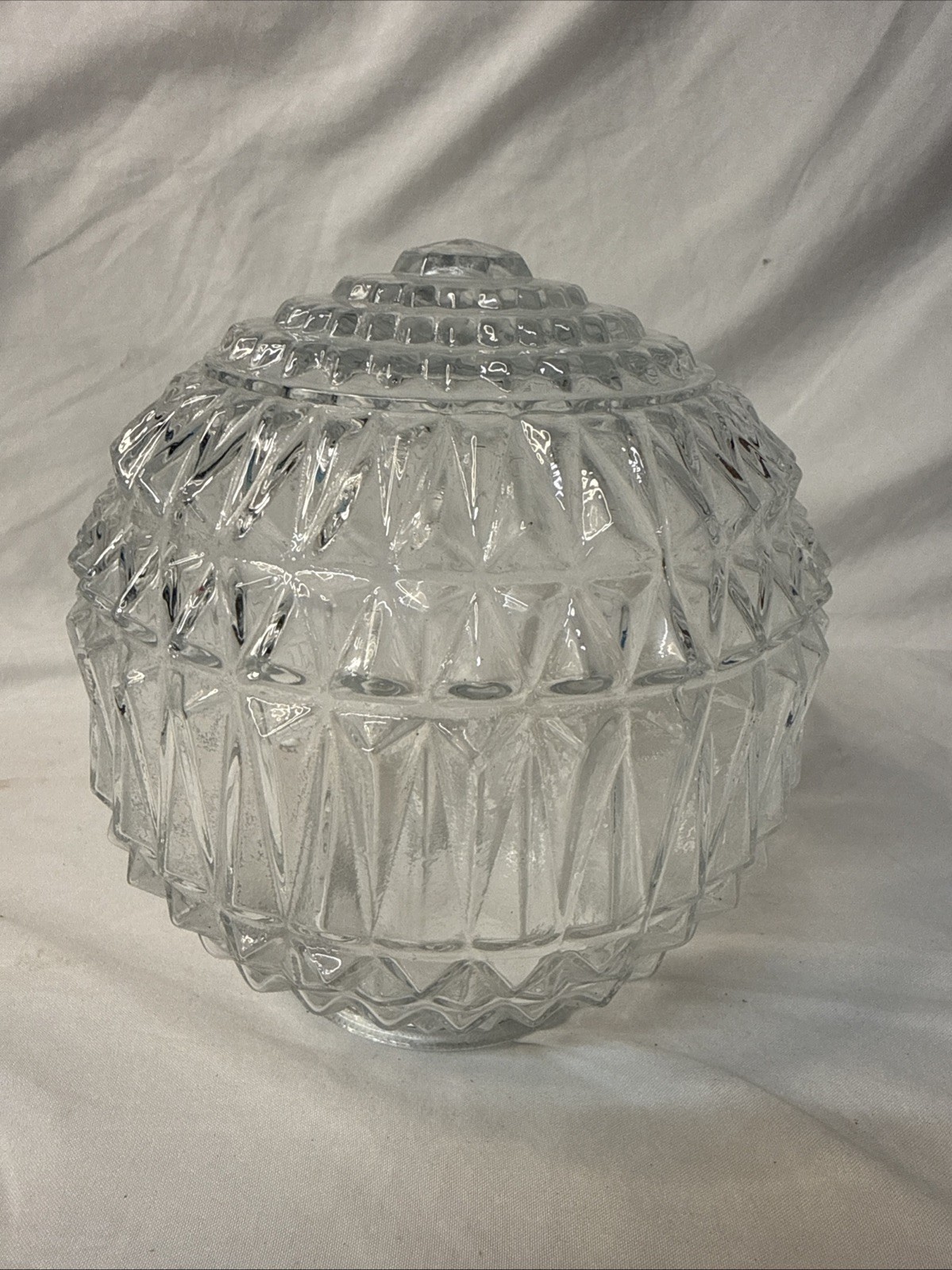 Globe Ceiling Art Deco Vintage. Clear, Stunning! 6”H; 3.125” Opening. EUC