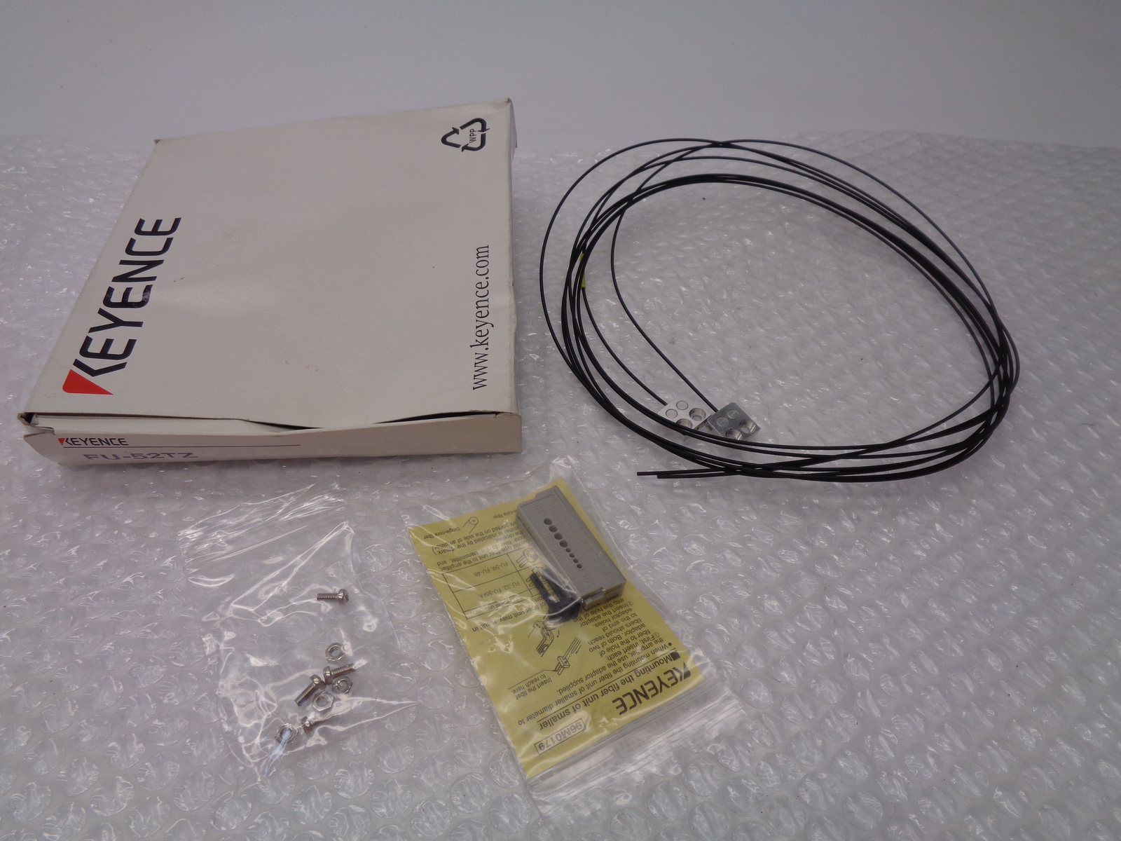 KEYENCE FU-52TZ SENSOR NSMP