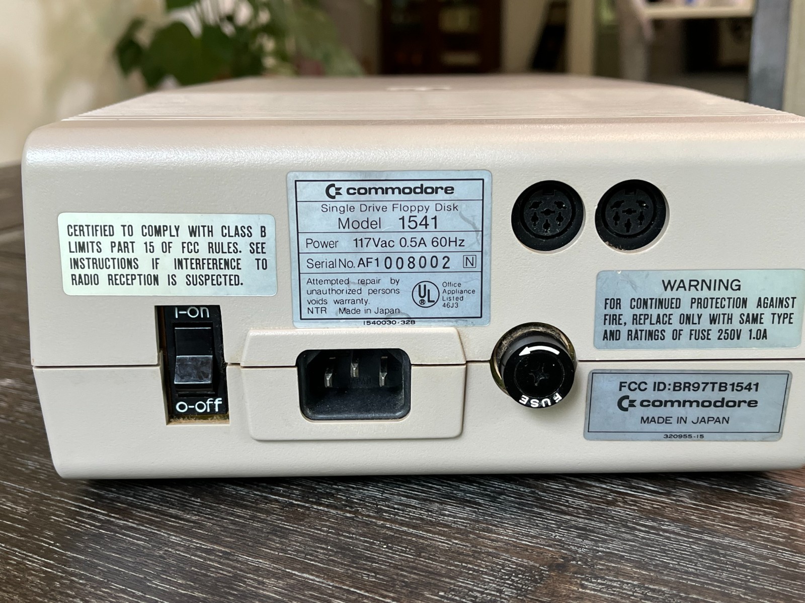 Vtg Commodore 64 Personal Computer DISK DRIVE 1541 & Users Guide UNTESTED AS IS