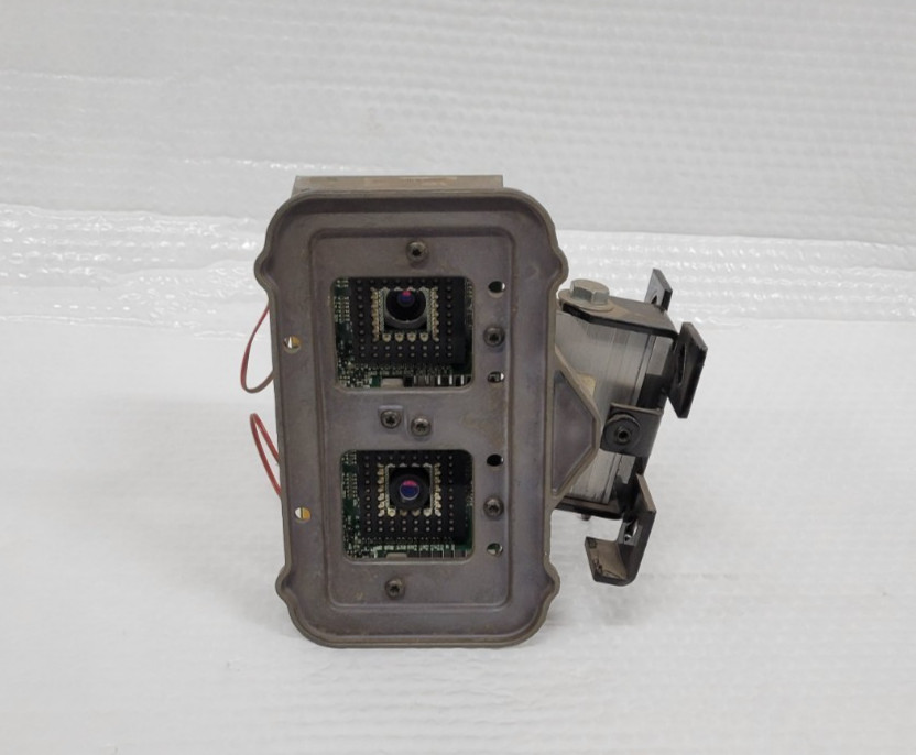Hunter R811 Alingment Machine dsp600 camera 125-374-1 tested IP1074 left