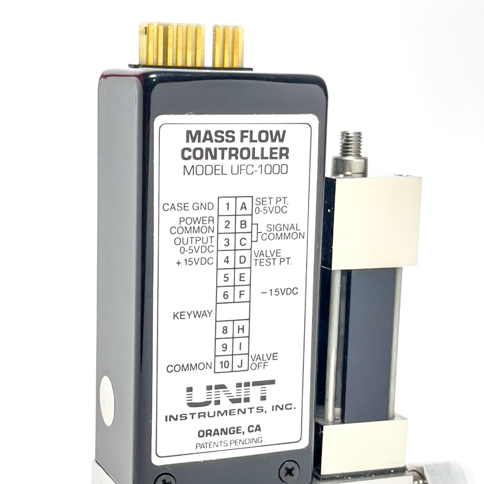 Unit Instruments UFC-1000 Mass Flow Controller 500 SCCM He 500 PSI MFC Open Box