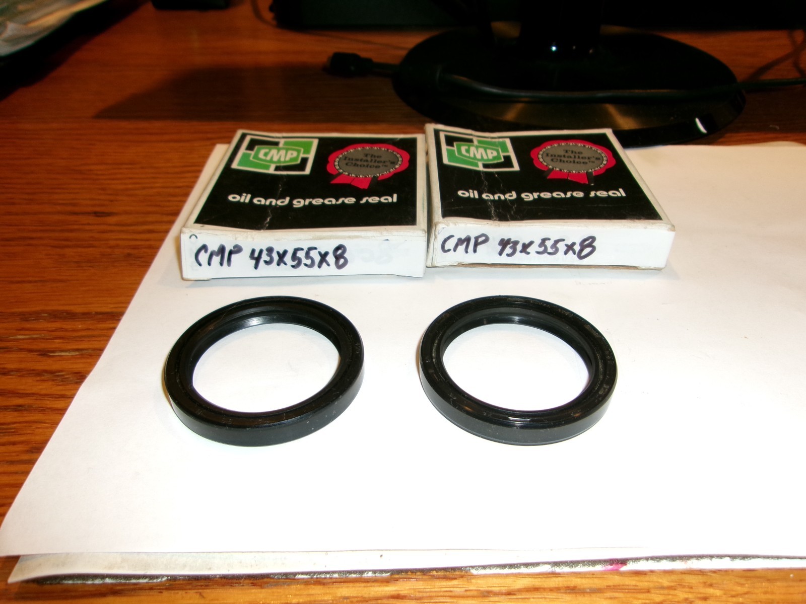 2 (TWO) CMP 43X55X8 MM DOUBLE LIP METRIC OIL SEALS =$15.98 =$7.99 EA =FREE SHIP