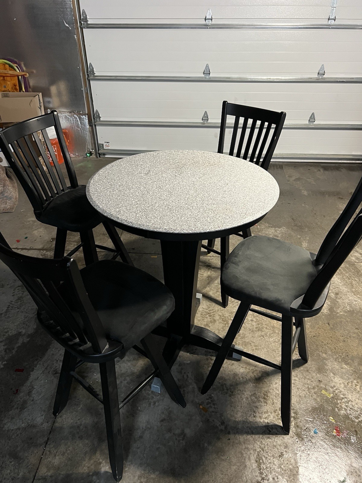 Canadel Bistro Table and Chair Set