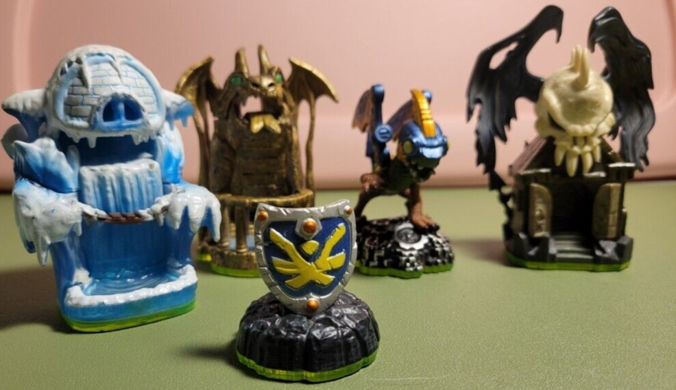 Skylanders Spyros Adventure Characters Lot of 5