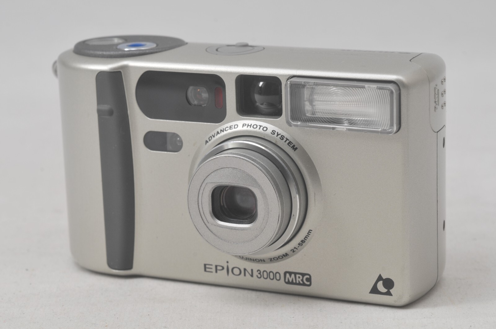 @ SakuraDo Camera @ Fujifilm Epion 3000 MRC APS Film Point & Shoot Camera