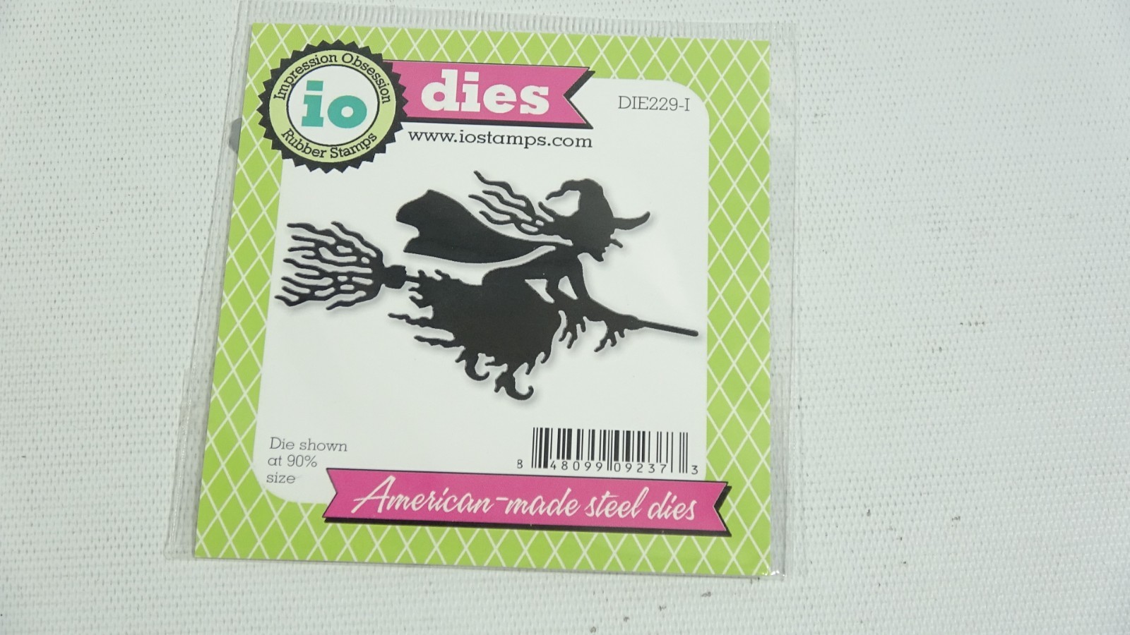 Impression Obsession io Halloween Flying Witch Craft Die DIE229-I