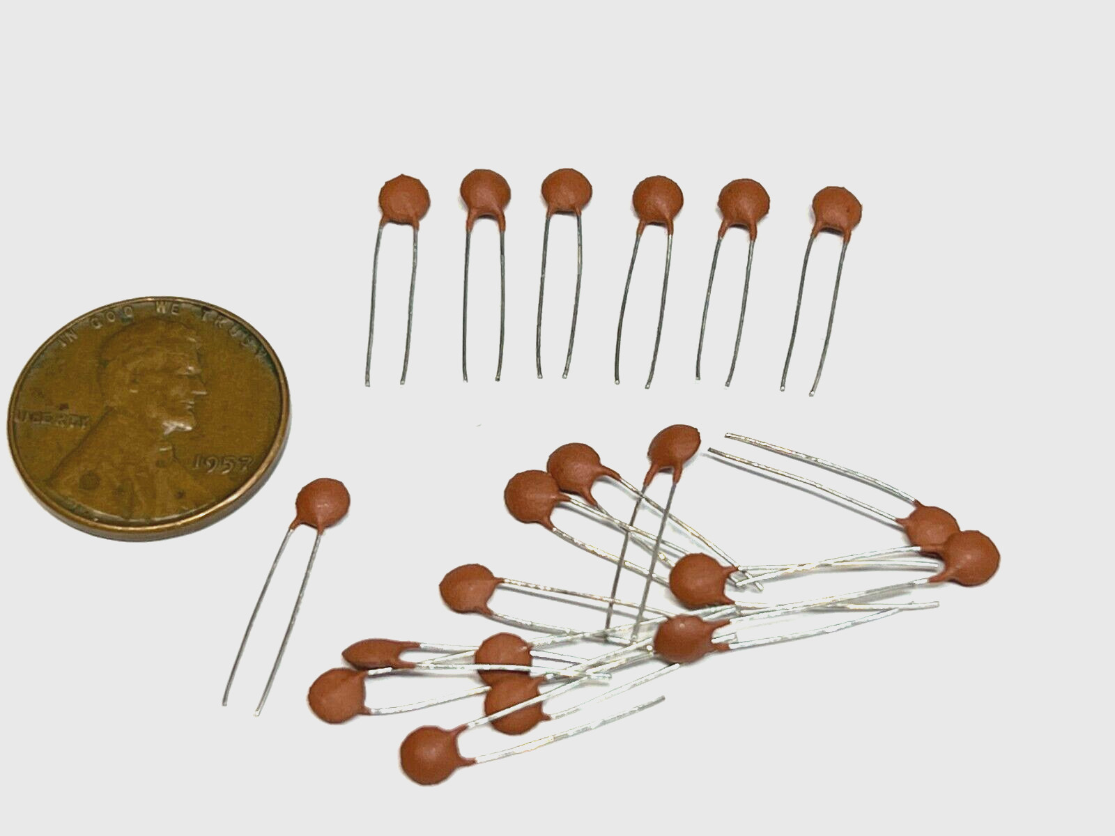 20 Pieces  391PF 50V Ceramic Disc Capacitor G939