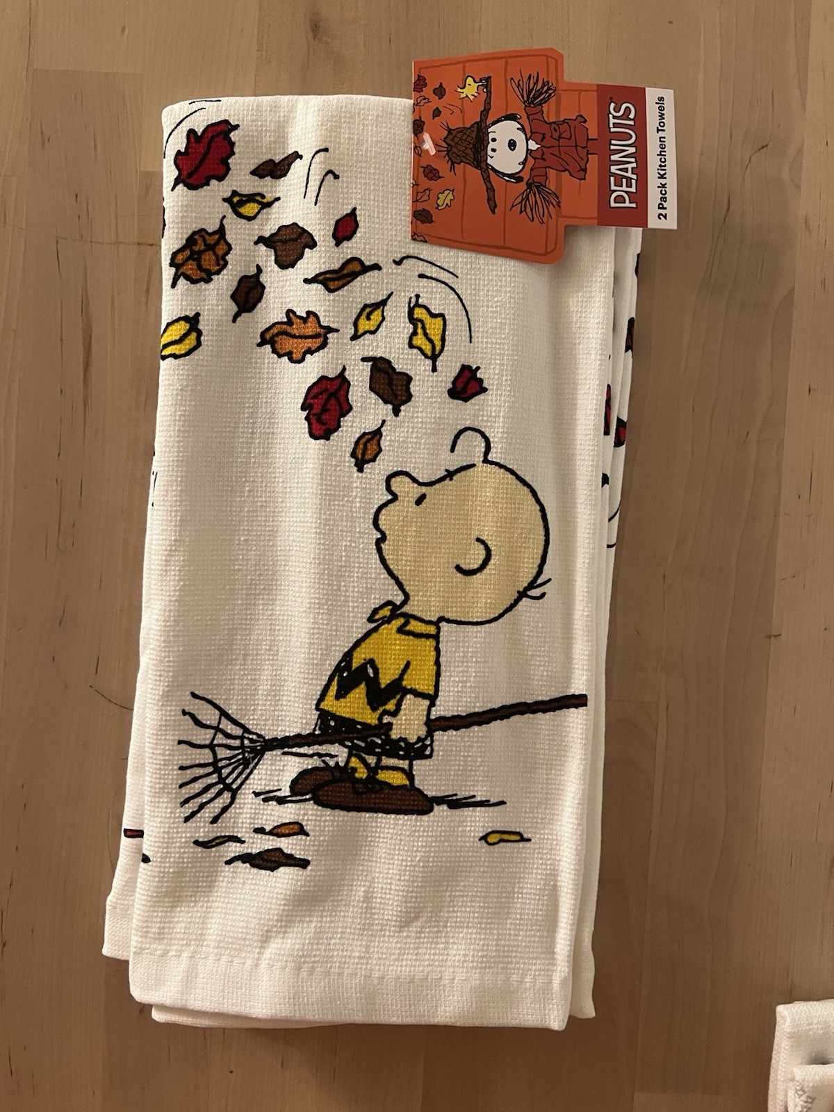 Peanuts Charlie Brown Fall Leaves Set Of 2 Kitchen Towels