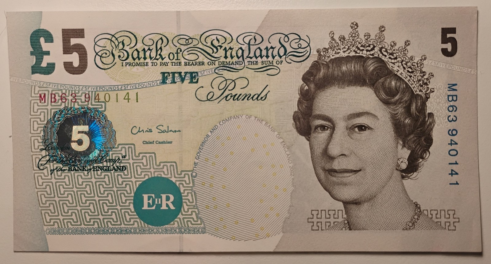 England 5 Pounds 2012 P-391d AUNC Queen Elizabeth Near Mint