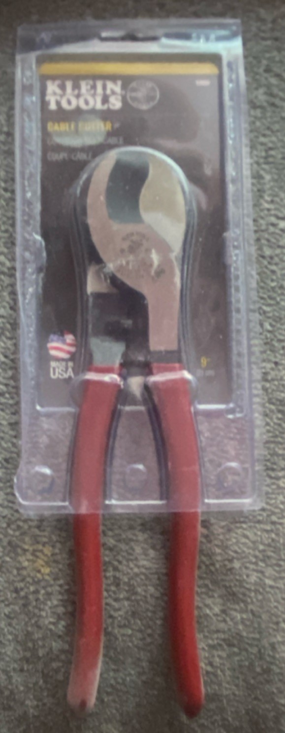 Klein Tools 9 in Cable Cutter for Copper Cable with Red Handles