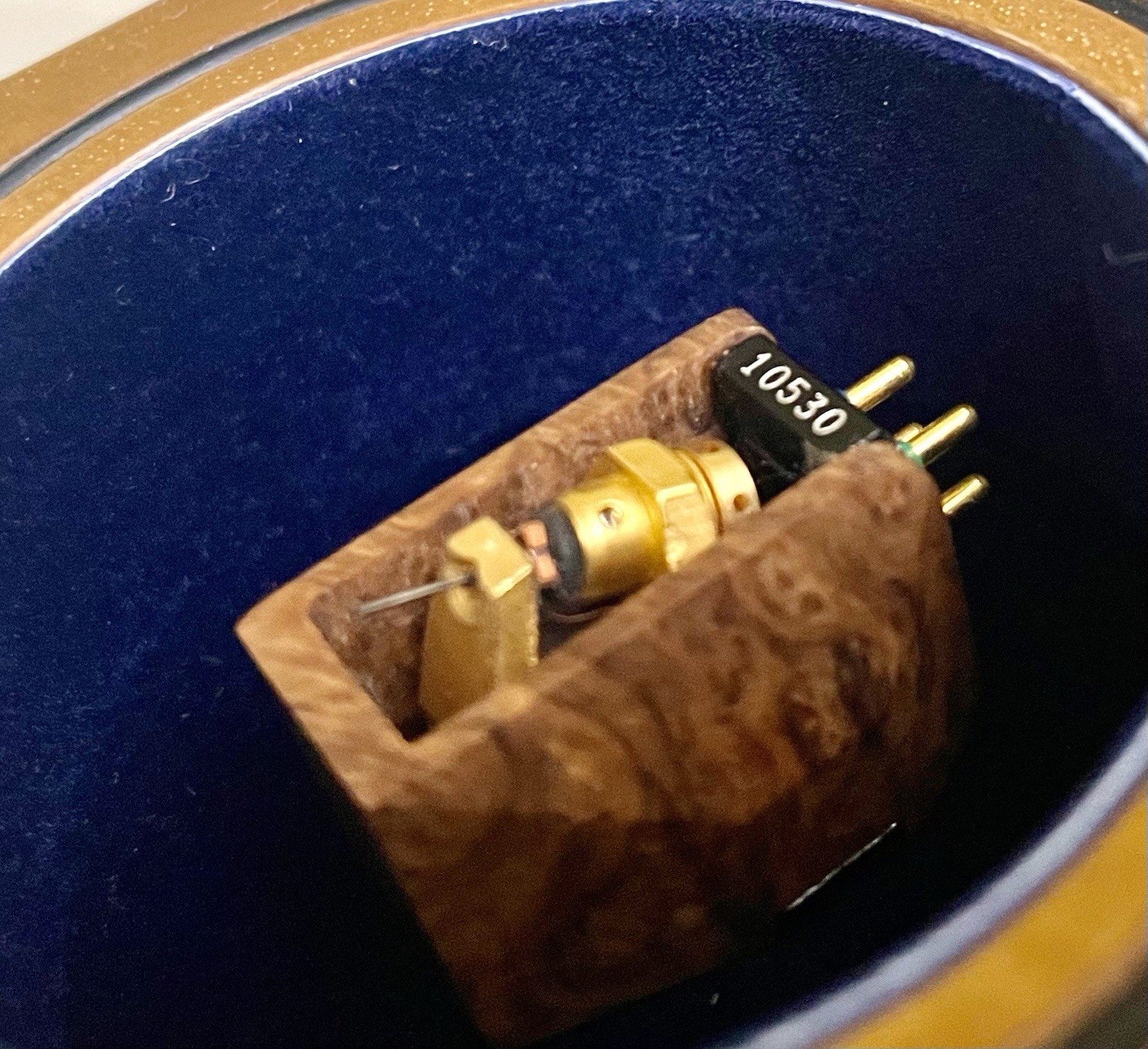 Cardas Myrtle Heart Ruby (Benz Micro Ruby) MC Cartridge, Line-contact on Boron