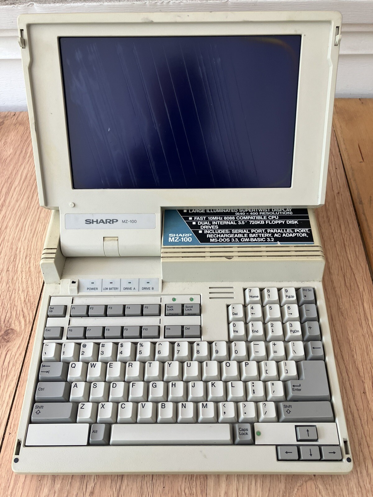 Sharp MZ-100 Laptop / Untested / No power supply/ As-Is