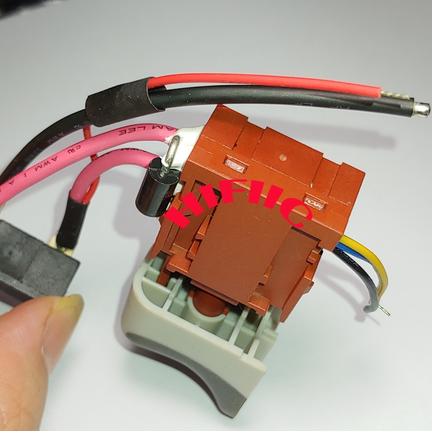 1PCS Defond EGA-1115A Trigger Switch 15RA 24Vd.c