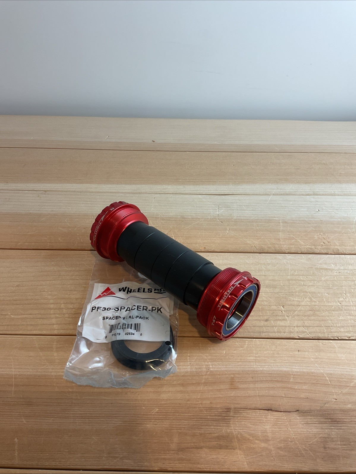 Wheels Manufacturing T47 Outboard BB Bottom Bracket  30mm Spindle, ABEC-3 #5514