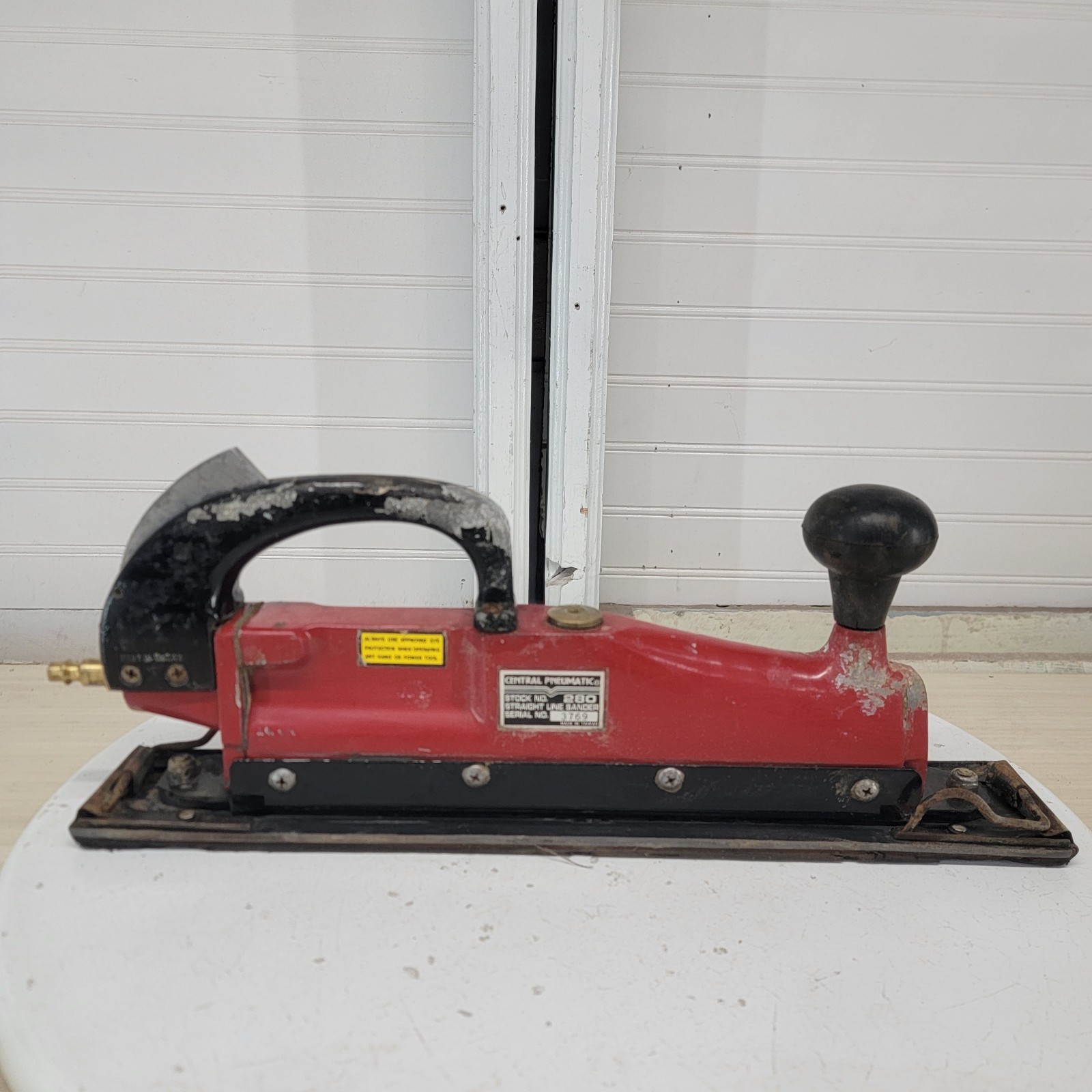Central Pneumatic 280 Straight Line Air Sander Tested Working Long Board