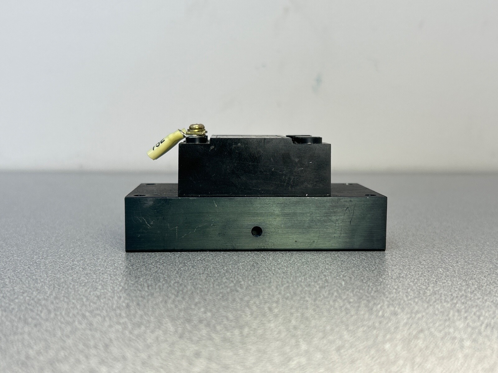 IR D2W-420AF 480VAC 20A Solid State Relay