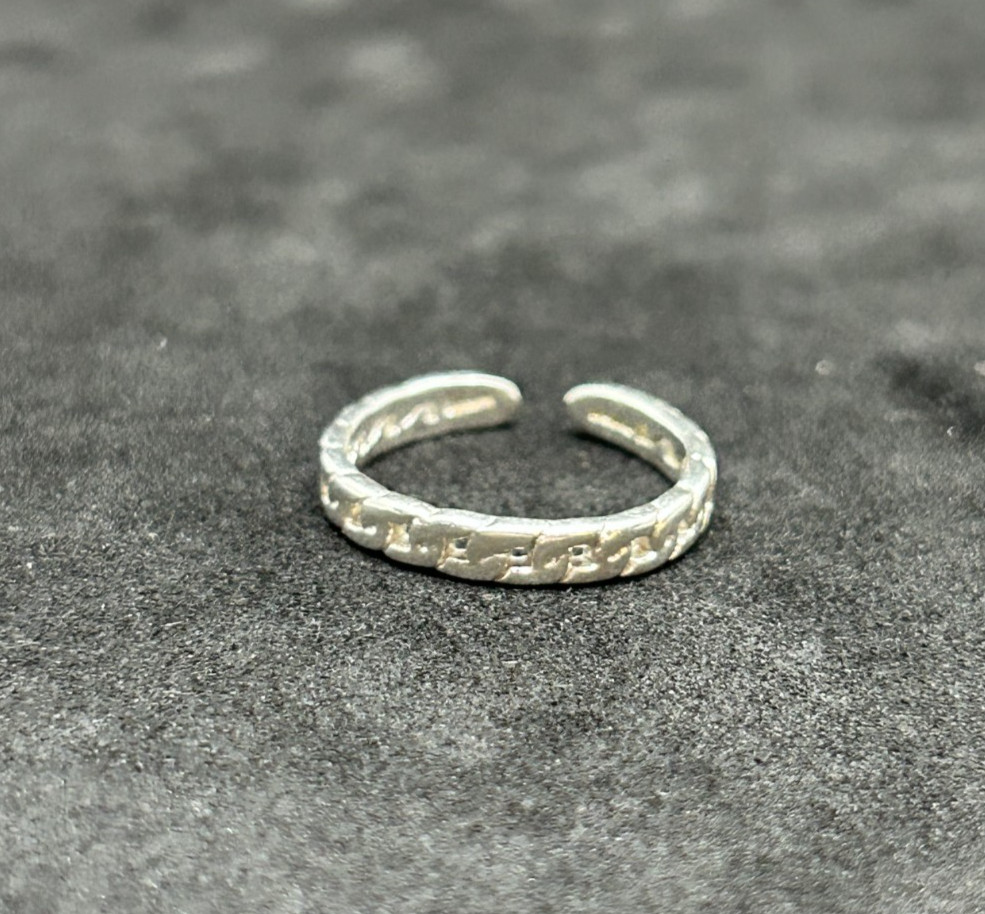 925 Sterling Cuban Chain Link Toe Ring 3mm - 1.48g