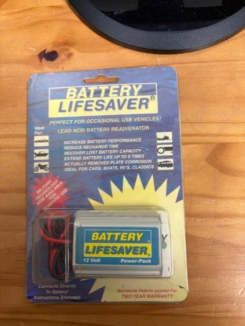 Vintage! Custom Autosound Battery Lifesaver