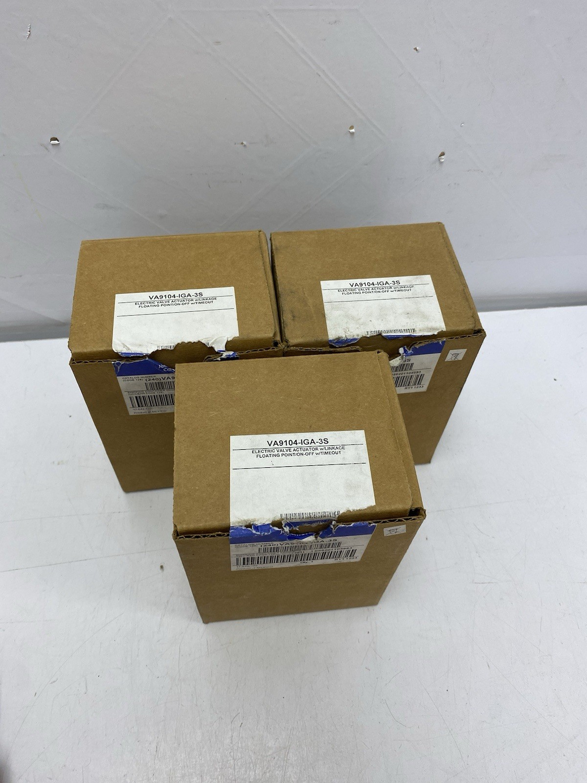 Johnson Controls — VA9104-IGA-3S Electric Non-Spring Return Valve Actuators