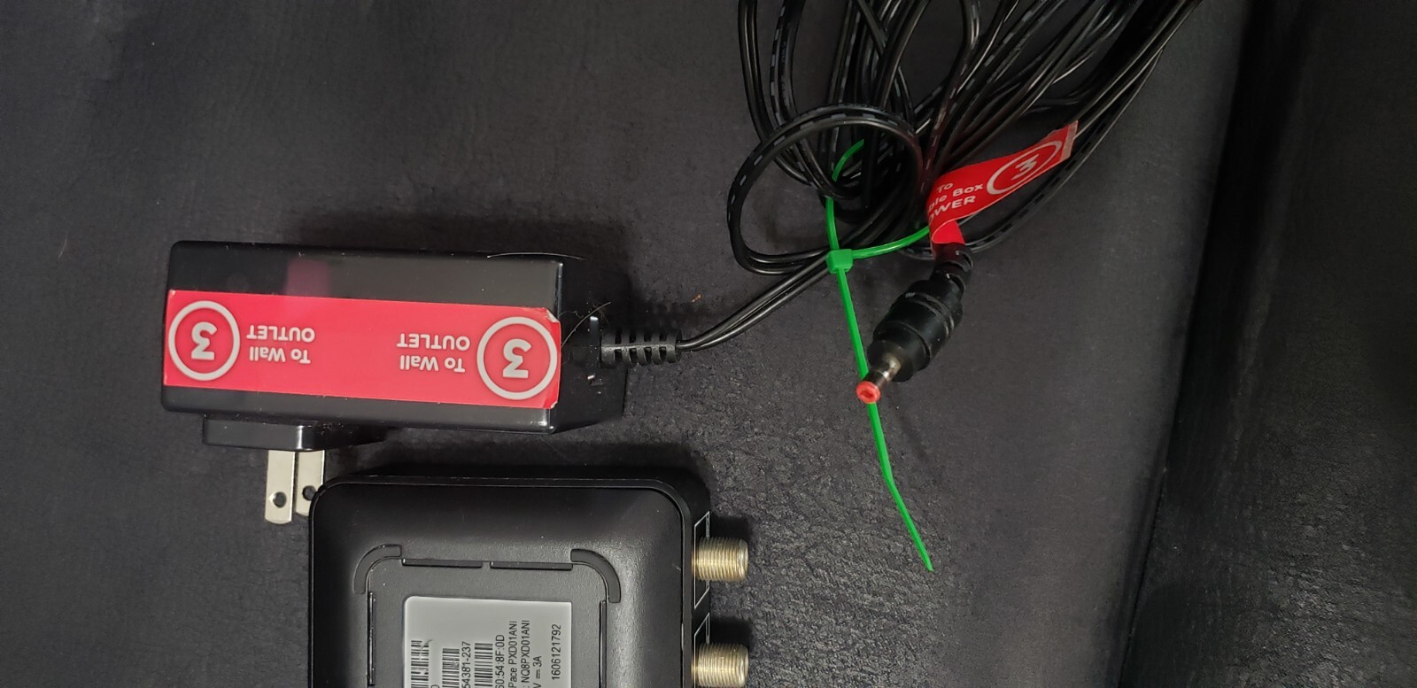Contour XiD-P E7327D27700 With A/C adapter