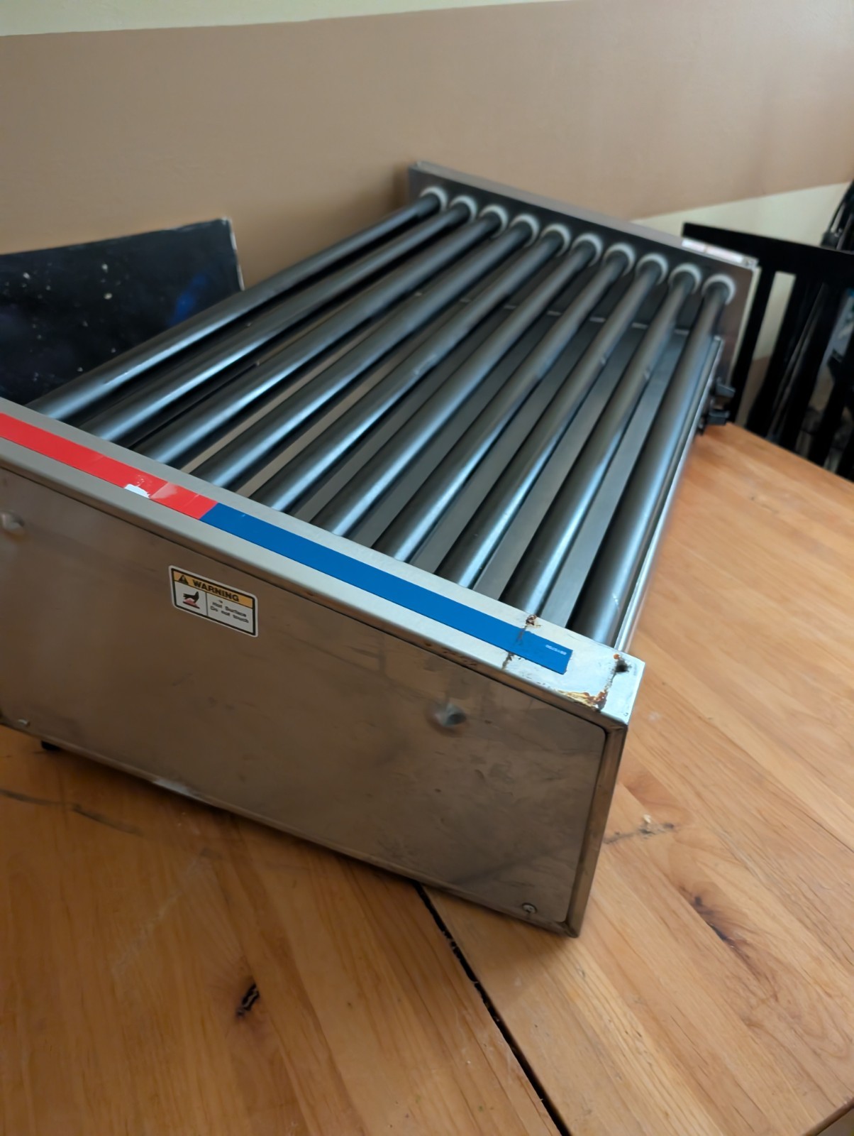 APW WYOTT roller machine can cook and keep everything warm all at once