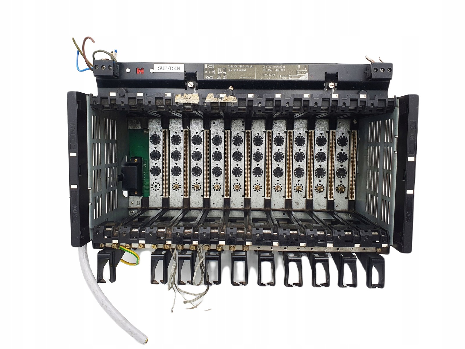 TELEMECANIQUE AEG SCHNEIDER TSXRKN82F TSX7-40 RACK