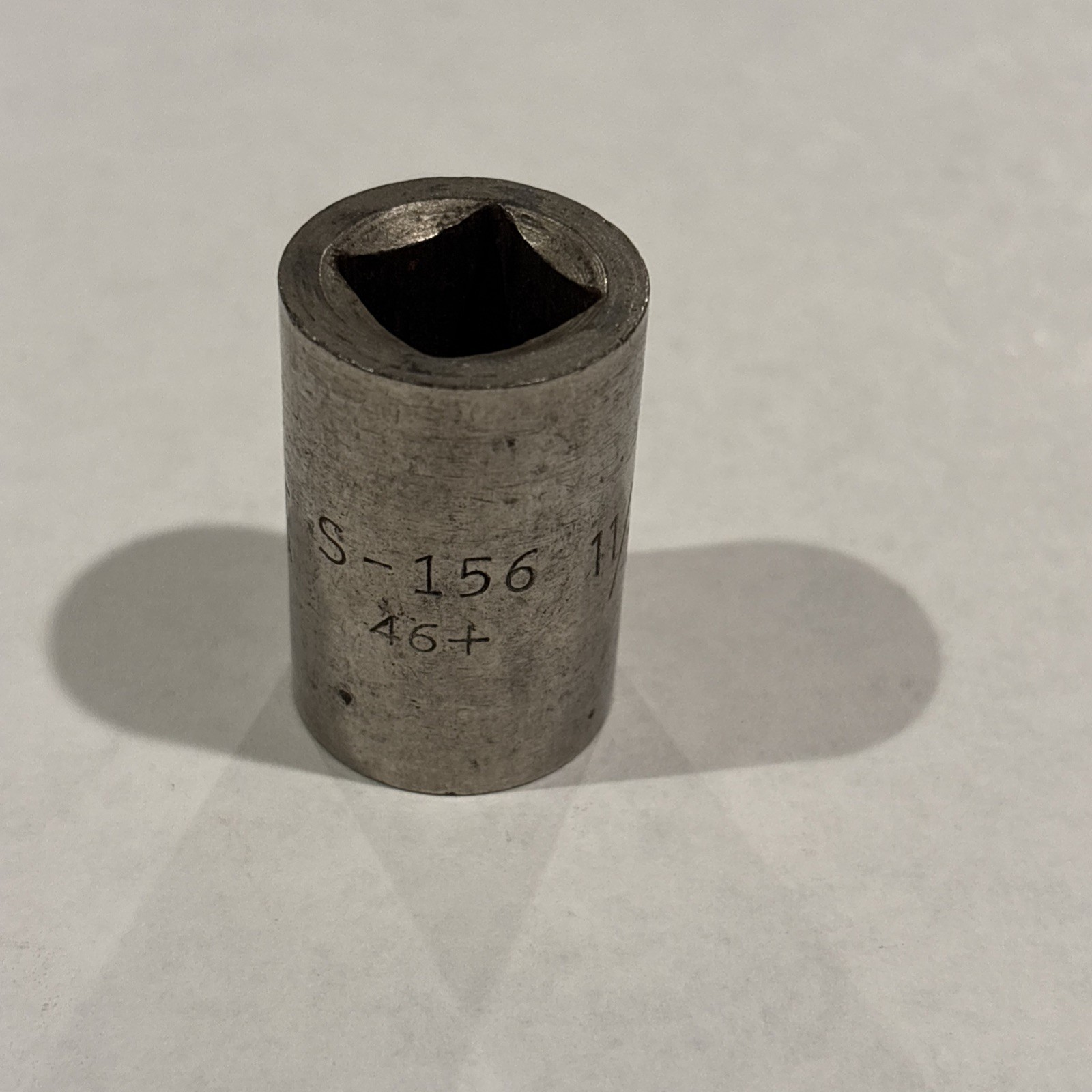 Vintage Wright 11/16" 12pt Socket S-156 USA