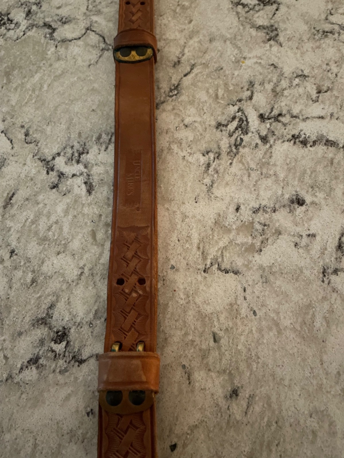 Uncle Mike’s Leather Rifle Sling with Quick Connects