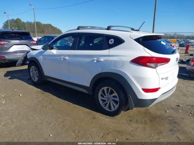 TUCSON 2017 Glove Box 5025505