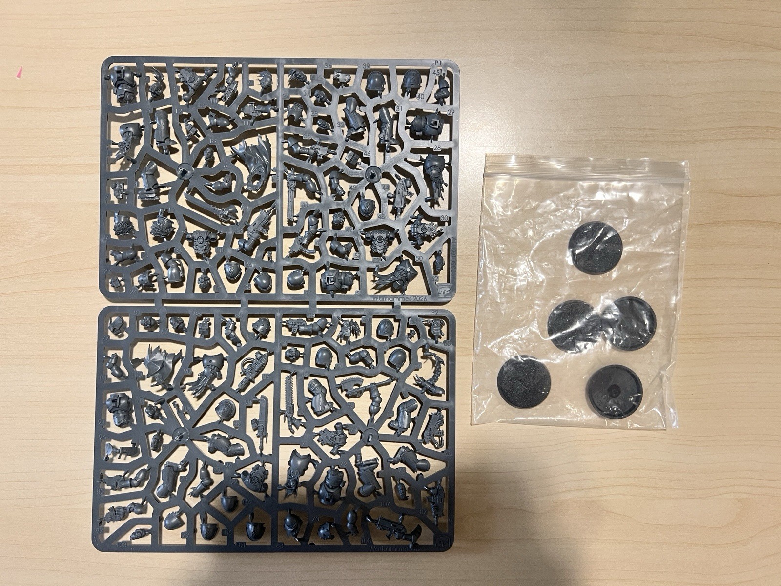 Warhammer 40k, Chaos Space Marines, 5x Red Corsairs Raiders, New On Sprue