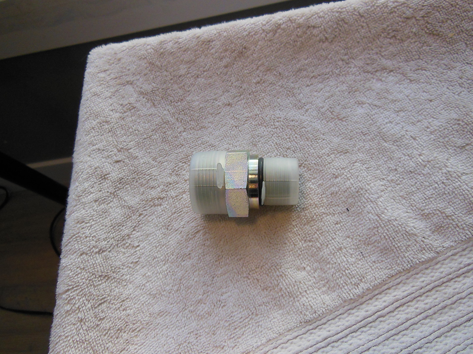 Genuine CNH Case New Holland  85803486 Hydraulic System FITTING