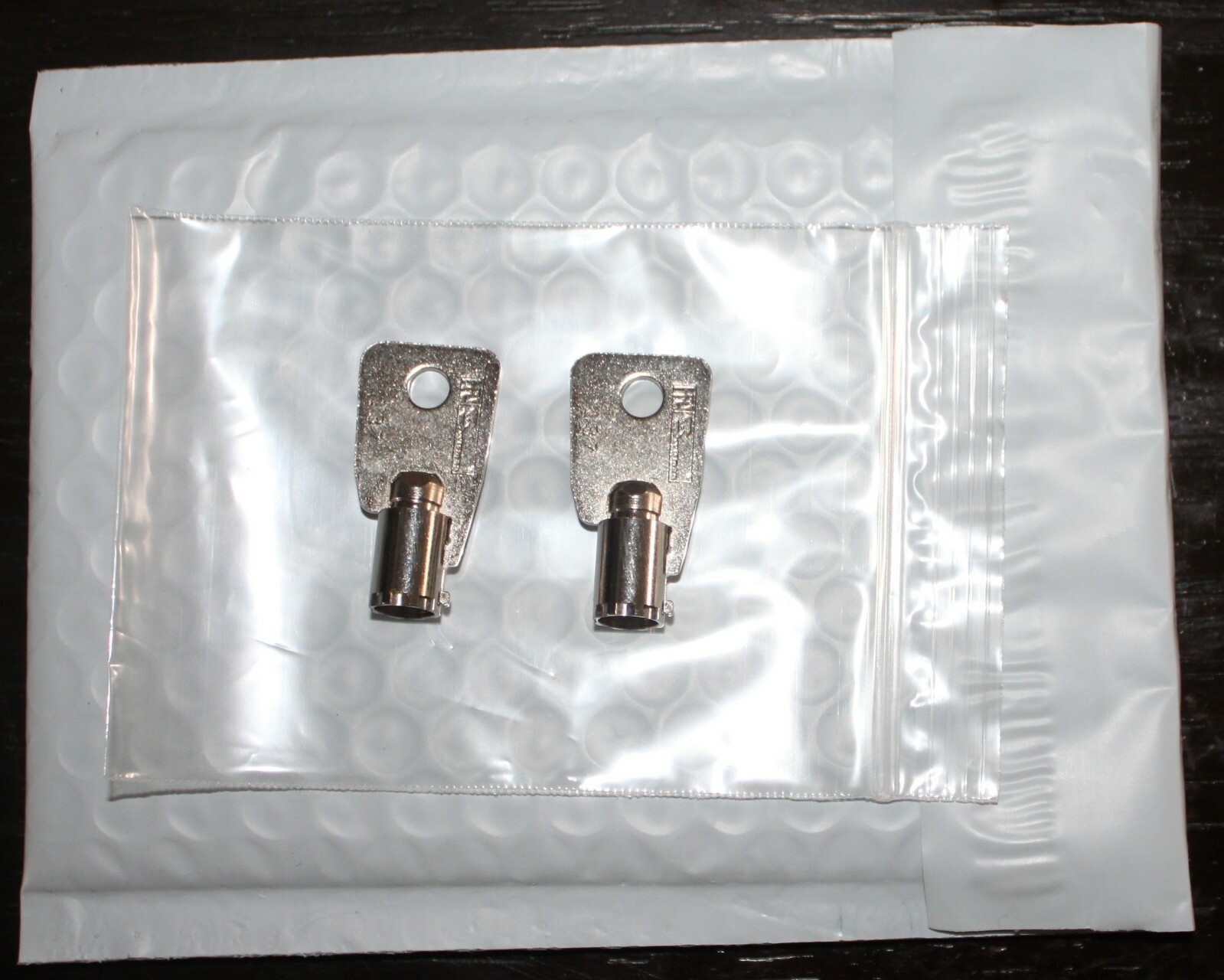 HMC6501 to HMC6750 2-NEW KEYS FOR Protex Gun Wall Safe Homak. Replacement KEY.