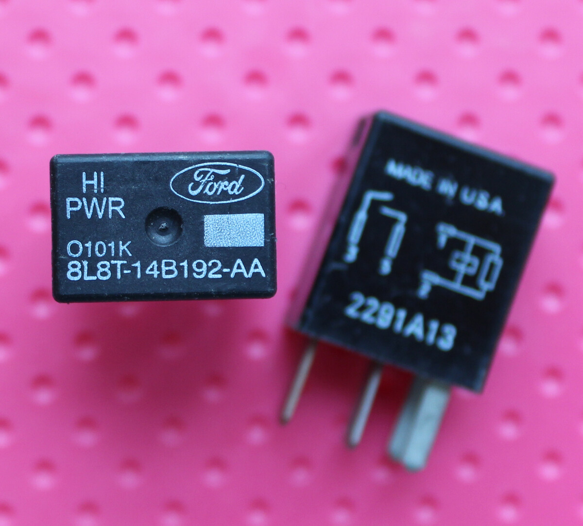 8L8T-14B192-AA For Ford 8L8T14B192AA PWR Relay 8L8T 14B192 AA