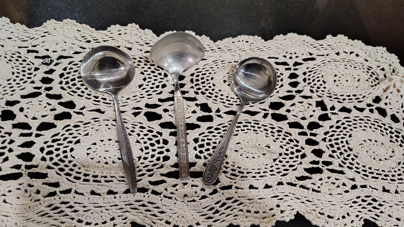 lot of 3 vintage stainless steel serving spoons / ladles