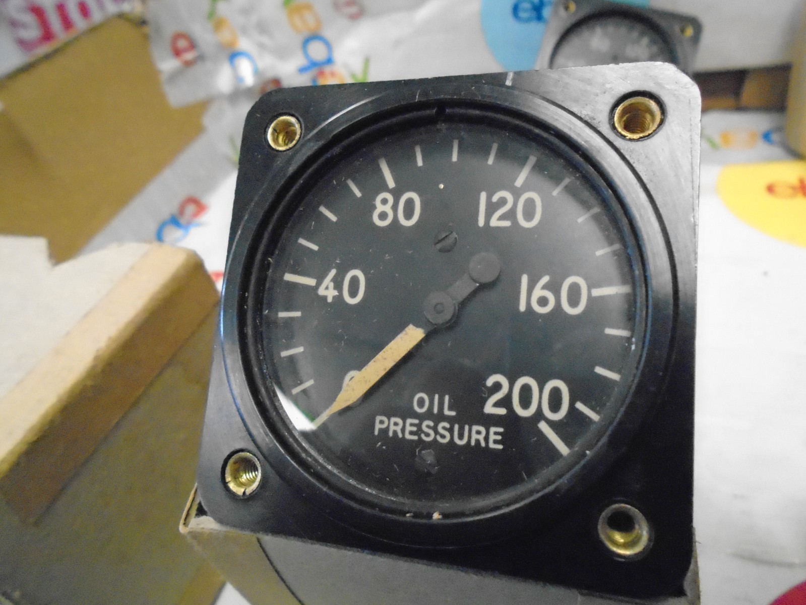 Northern Engraving Co. Oil Pressure Gauge PN AN5771-2 1945 0-200 2 in  NOS