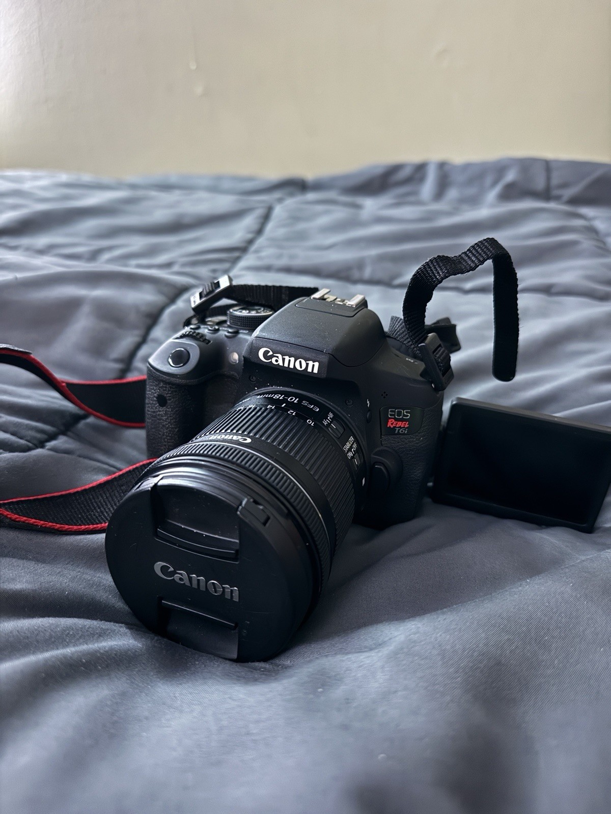 Canon EOS Rebel T6i Camera Bundle with 70-300mm, 50mm, and EFS 24mm Lenses