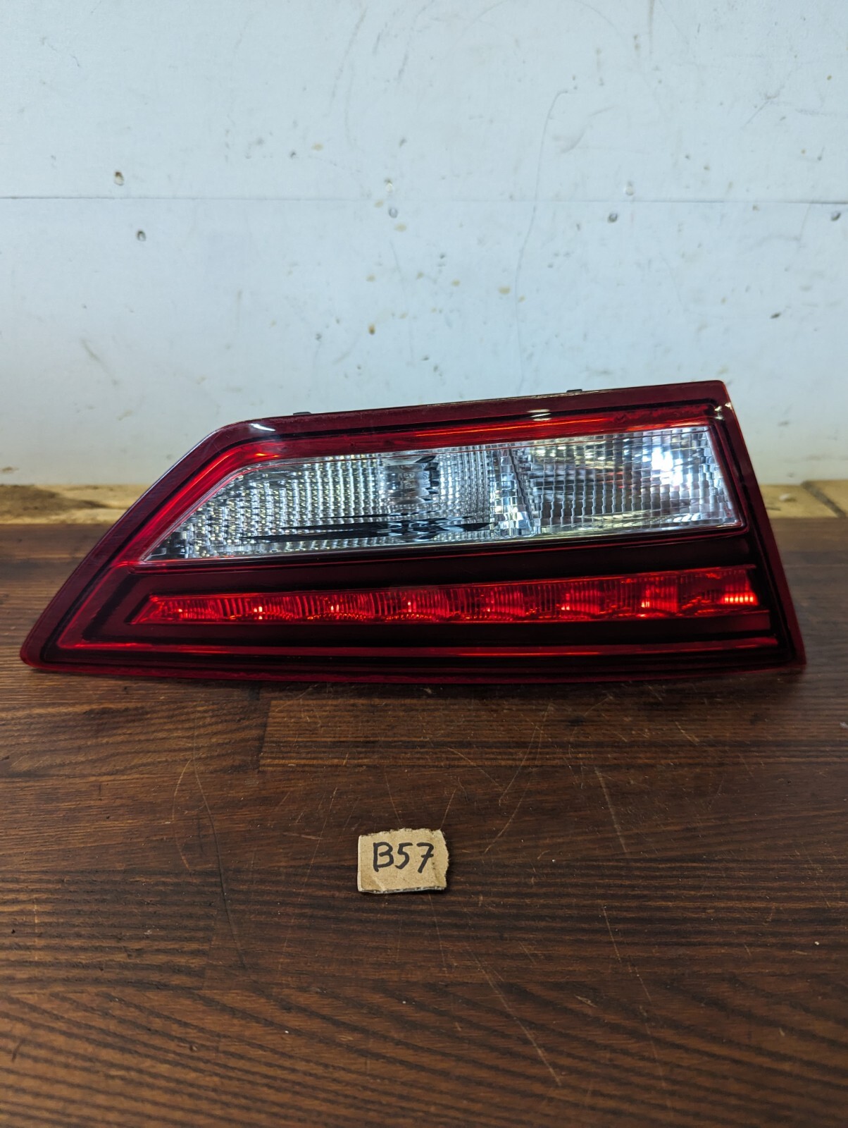 SEAT LEON FR ESTATE 2017-2022 REAR LIGHT LED LEFT PASSENGER SIDE N/S INNER