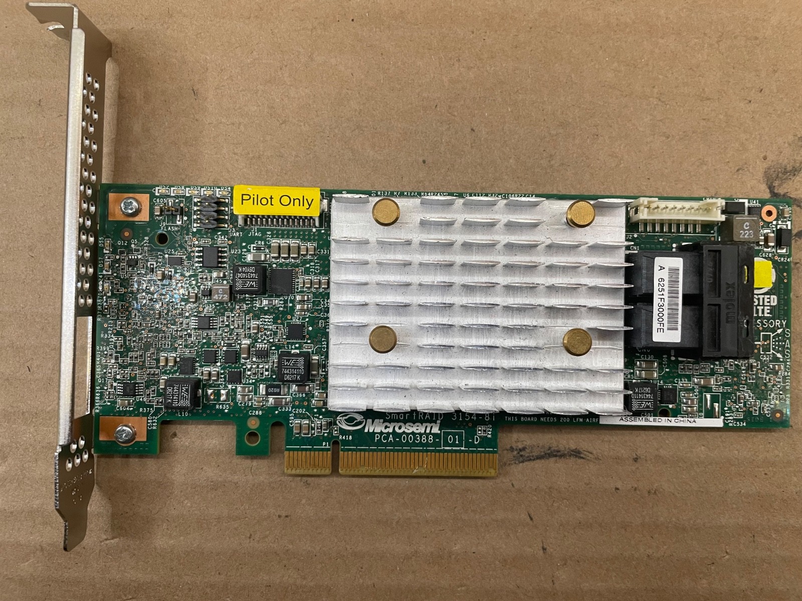 Microsemi Adaptec SmartHBA PCA-00388 SAS3 HBA RAID PCIe x8 Controller