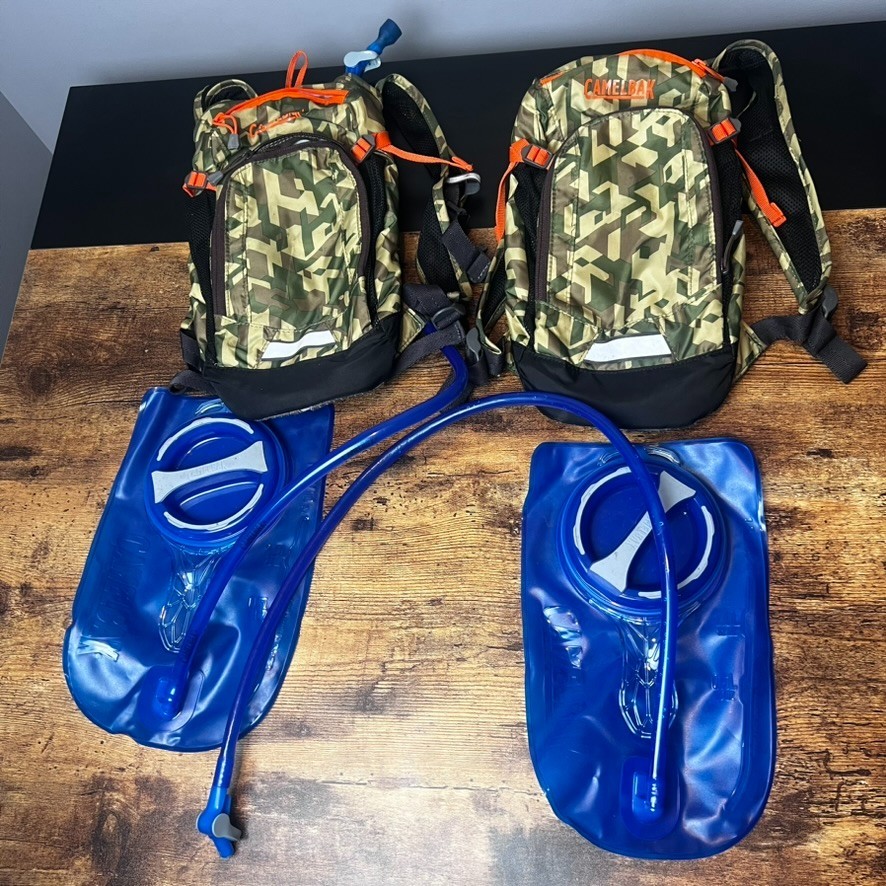 2x Small Camelbak 1.5 Hydration Pack Kids Mini Mule Backpack Camo M.U.L.E.